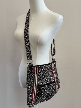 Vera Bradley Little Hipster Crossbody Bag Barcelona Black Floral Quilted